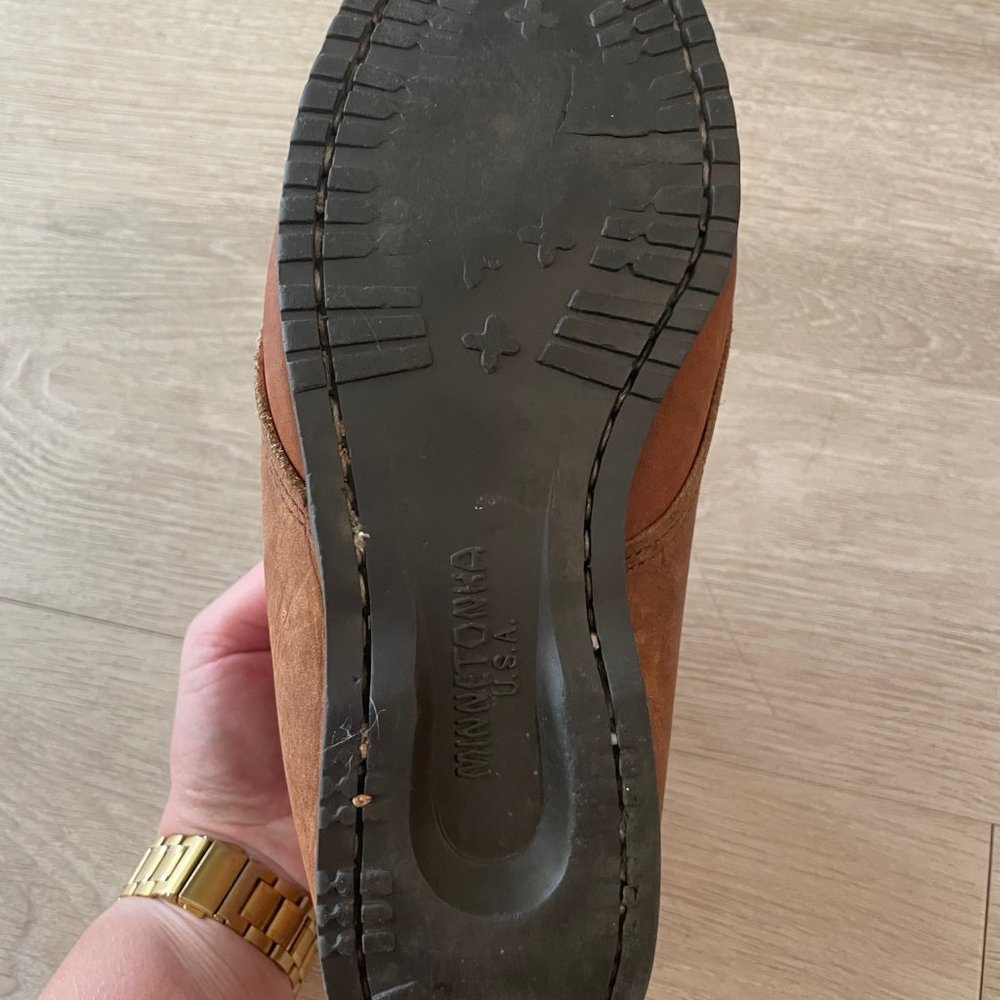 Minnetonka Leather Ankle Boots - 8.5 - Picture 2 of 5